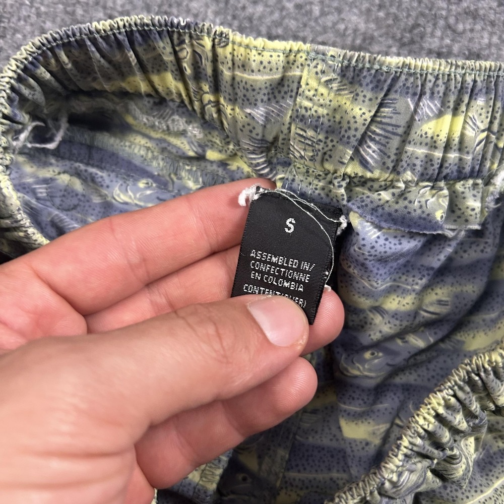 Patagonia Fish Print Shorts Mens Small Gray Elastic Waist Adjustable Belt - Picture 2 of 5